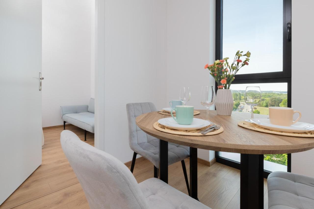 Tarasy Baltyku Apartments & Parking & Balcony By Noclegi Renters Gdansk Exterior foto