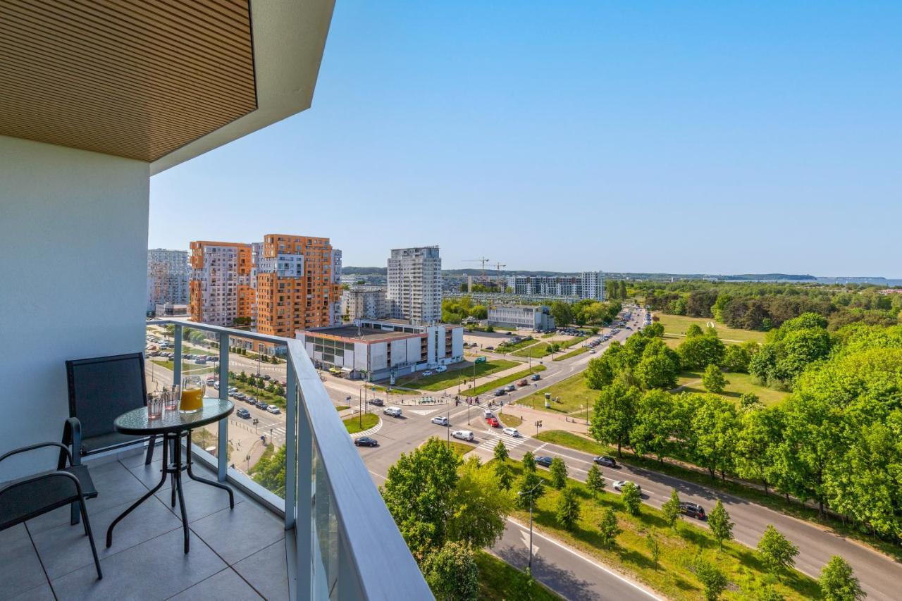 Tarasy Baltyku Apartments & Parking & Balcony By Noclegi Renters Gdansk Exterior foto
